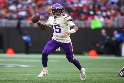 Fantasy football waiver wire getting thin at quarterback