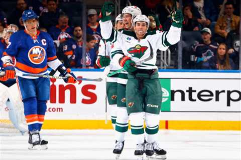 Struggling Islanders implode in third period in ugly loss to Wild