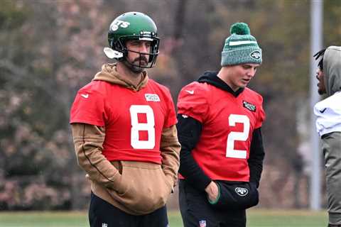 Jets feel urgency to keep playoff, Aaron Rodgers return hopes alive by beating Falcons