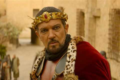 Watch Antonio Banderas as the Wicked Herod Singing ‘Good to Be King’ in ‘Journey to Bethlehem’..