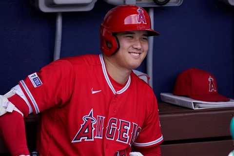 Shohei Ohtani signing with Dodgers on 10-year, $700 million megadeal