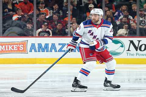 Rangers’ Barclay Goodrow remains in New York after taking puck to face