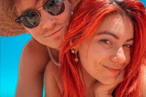 Strictly's Dianne Buswell enjoys Christmas on the beach with Joe Sugg and her dad