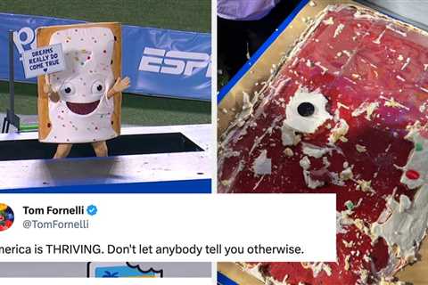 The Pop-Tarts Bowl Is Truly The Most Unhinged American Thing I've Ever Seen, And The Internet Can't ..