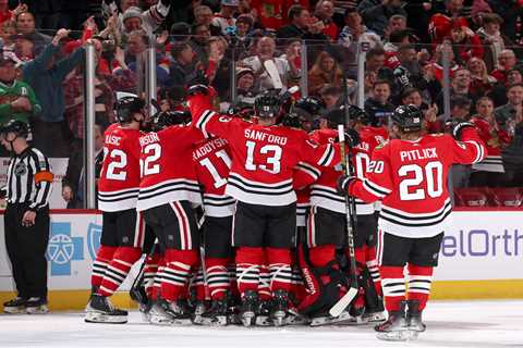 Islanders sink to new low with overtime loss to Blackhawks to end disaster road trip