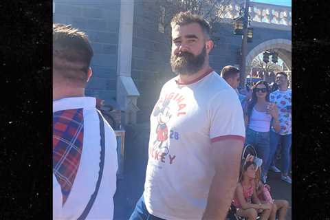 Jason Kelce Rocks Mickey Mouse T-Shirt On Disney Day With Family