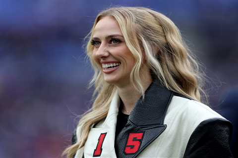 Brittany Mahomes named SI Swimsuit rookie before Super Bowl 2024