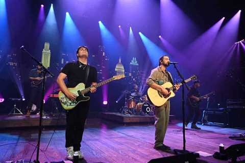 Noah Kahan Delivers Unifying ‘Stick Season’ Performance for ‘Austin City Limits’