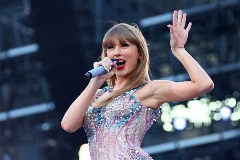 Taylor Swift Sets Records, Sweeps Australia’s Charts