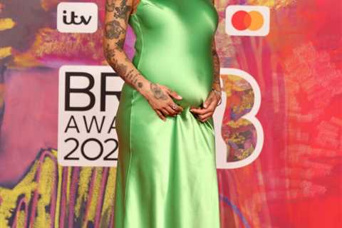 Brit Awards 2024 Host Stuns Audience by Announcing Pregnancy Live on Red Carpet