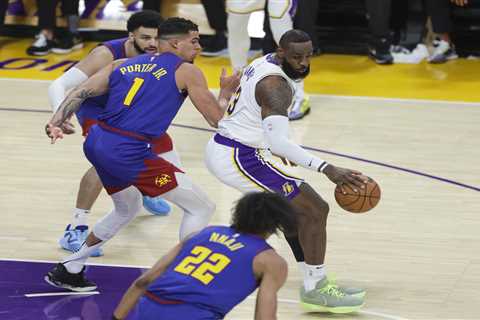 LeBron James becomes first player in NBA history to reach 40,000 career points