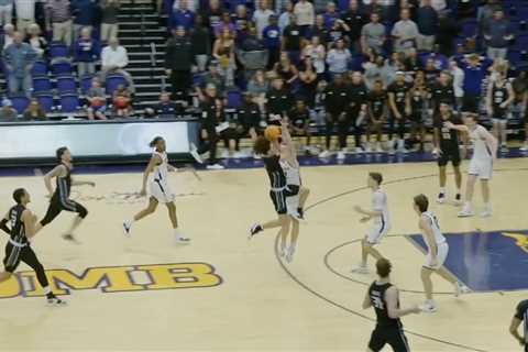 March Madness officially arrives with insane North Alabama buzzer-beater