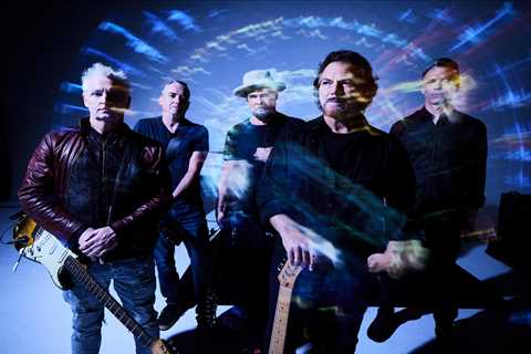 Pearl Jam Back Atop Mainstream Rock Airplay Chart for First Time Since 1998 With ‘Dark Matter’