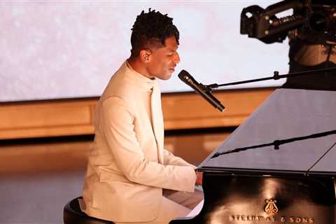 Jon Batiste Revisits Love Stories With His ‘It Never Went Away’ Performance at the 2024 Oscars