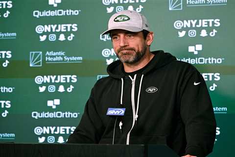 Jets don’t expect ‘off the grid’ Aaron Rodgers to run as RFK Jr.’s vice president