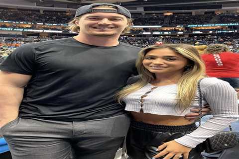 Kenny Pickett’s wife, Amy, reacts to QB’s trade to Eagles: ‘Could not be more excited’