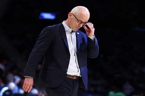 March Madness 2024 Sweet 16 predictions, odds: Houston on upset alert vs. Duke