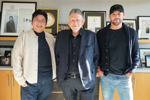 UMG to Distribute HYBE Globally, Taps Scooter Braun to Head Promotional Activities in North America