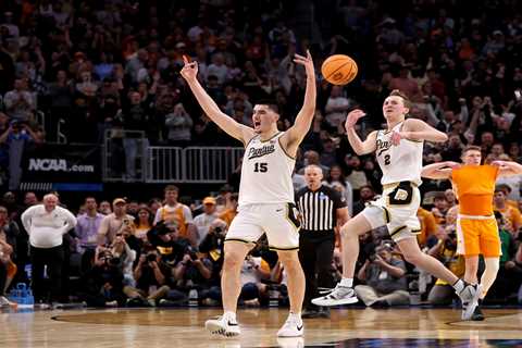 Zach Edey carries Purdue to first Final Four since 1980 with March Madness win over Tennessee