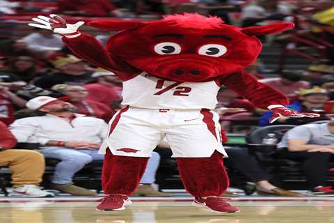 Arkansas lands John Calipari from Kentucky as massive contract details emerge