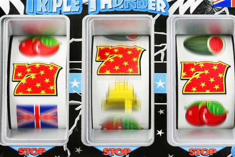 What Are Progressive Jackpot Slots? Variations, Strategies, & More