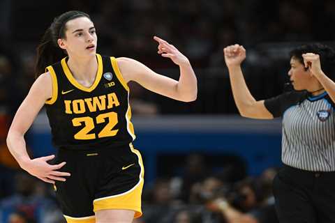 2024 WNBA mock draft: Caitlin Clark goes No. 1, Angel Reese falls