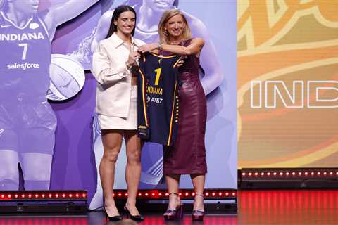 WNBA MVP odds: Caitlin Clark among betting favorites ahead of rookie season