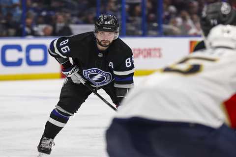 Lightning vs. Panthers prediction: Stanley Cup Playoffs odds, picks