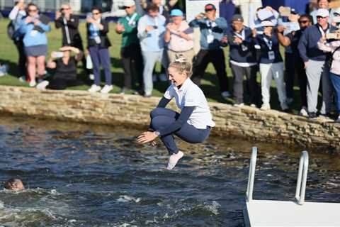 Nelly Korda celebrates historic LPGA run with epic cannonball