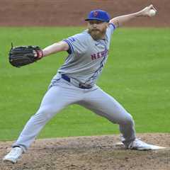 Mets’ Jake Diekman freaks out on water cooler after rough outing
