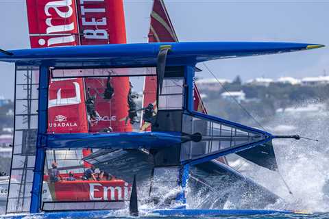 Horrifying video shows US sailing team members jump overboard as boat capsizes during practice..