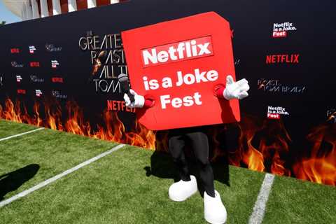 How to Get Netflix Is a Joke Tickets to See Seth Rogen, Ali Wong, Kevin Hart & More Comics Live