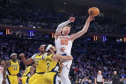 Mitchell Robinson’s latest injury underscores Knicks’ Isaiah Hartenstein free agency dilemma