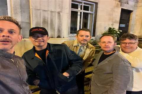 Lord of the Rings Hobbits Reunite for Night Out
