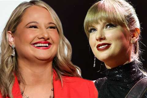 Gypsy Rose Thinks One of Taylor Swift's New Songs Is About Her