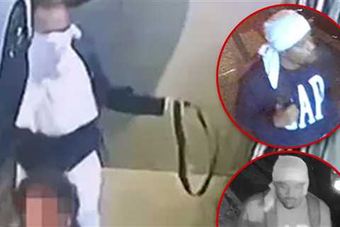 NYPD Releases Photo of Suspect in Brutal Belt Choking Attack