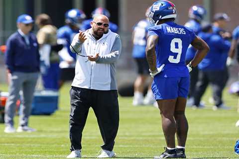 How the Giants’ new coaches are trying to forge crucial connections with the players