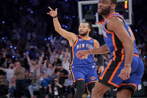 Knicks rout Pacers behind Jalen Brunson’s Game 5 gem