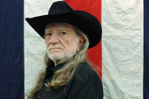 Willie Nelson Preps ‘Cannabis Cookbook’