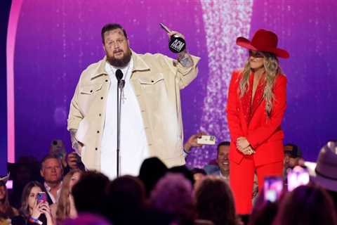 Jelly Roll & Lainey Wilson Win Emotional Music Event of the Year at the 2024 ACM Awards