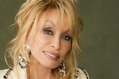 Dolly Parton Slates Family Album ‘Smoky Mountain DNA – Family, Faith & Fables’ for November