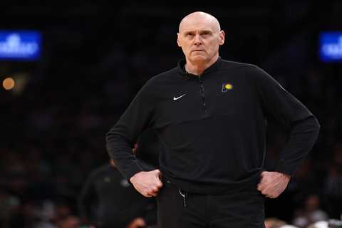 Pacers coach Rick Carlisle snaps at reporter after team coughs up Game 3 to Celtics