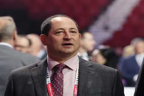Islanders rework goaltending staff ahead of critical offseason for Ilya Sorokin