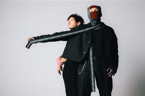 Will Twenty One Pilots Fly Above Taylor Swift and Billie Eilish on Next Week’s Billboard 200?