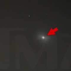 Possible UFO Spotted in the Skies High Above Nevada, Video