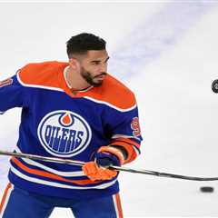 Panthers vs. Oilers prediction: NHL Stanley Cup Final Game 3 odds, pick