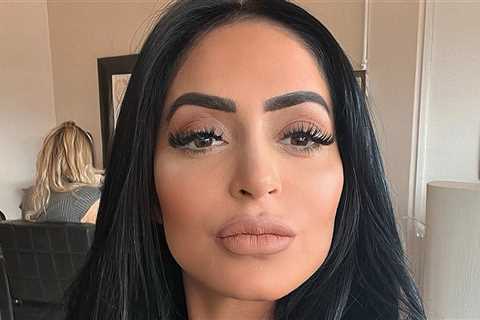 'Jersey Shore's Angelina Pivarnick Facing Assault Charge & More