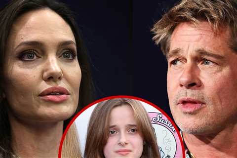 Brad Pitt & Angelina Jolie's Teen Daughter Reportedly Drops 'Pitt' From Playbill