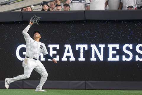 Juan Soto unexpectedly exits Yankees game after rain delay