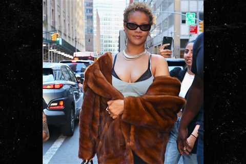 Rihanna Rocks Natural Locks A Week After Announcing Fenty Hair Line